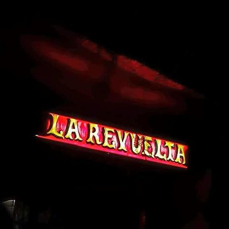 ホテル La Revuelta Amaichá del Valle エクステリア 写真